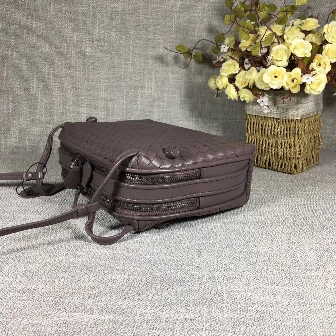 Bottega Veneta 23 cm