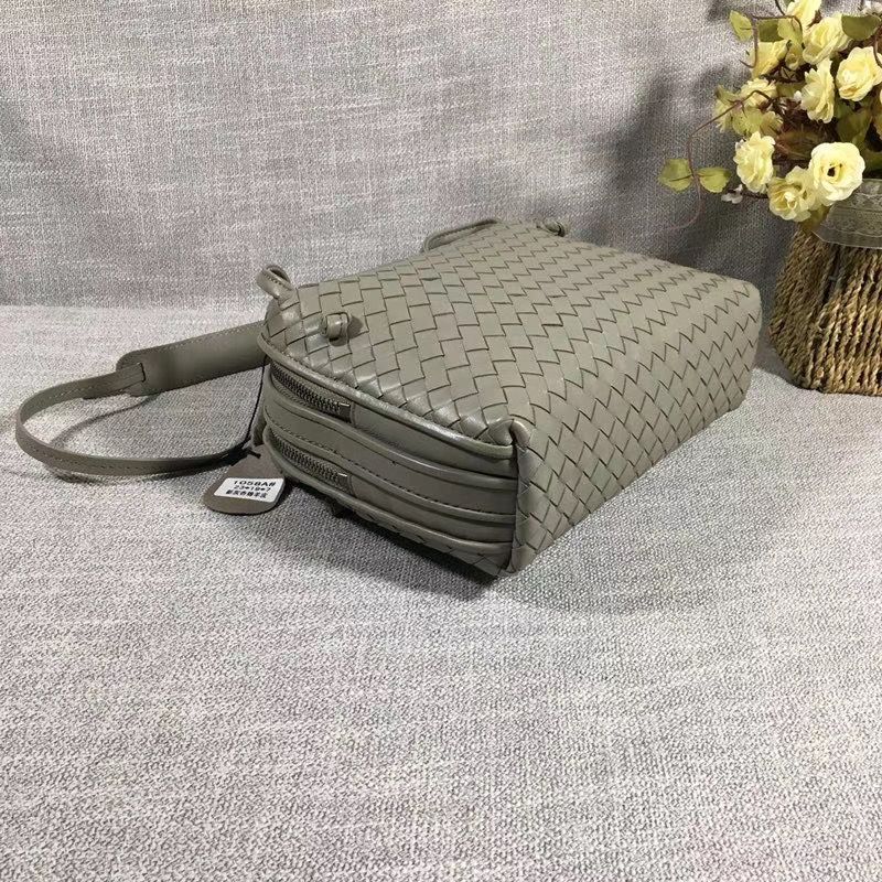 Bottega Veneta 23 cm