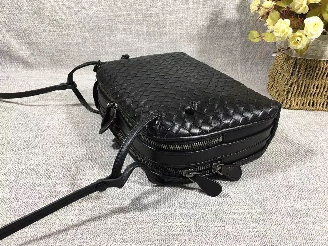 Bottega Veneta 23 cm