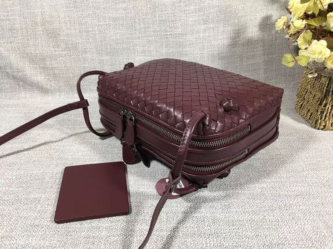 Bottega Veneta 23 cm