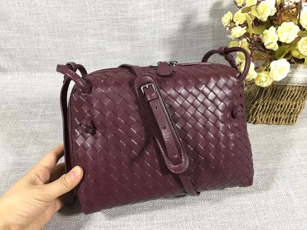 Bottega Veneta 23 cm