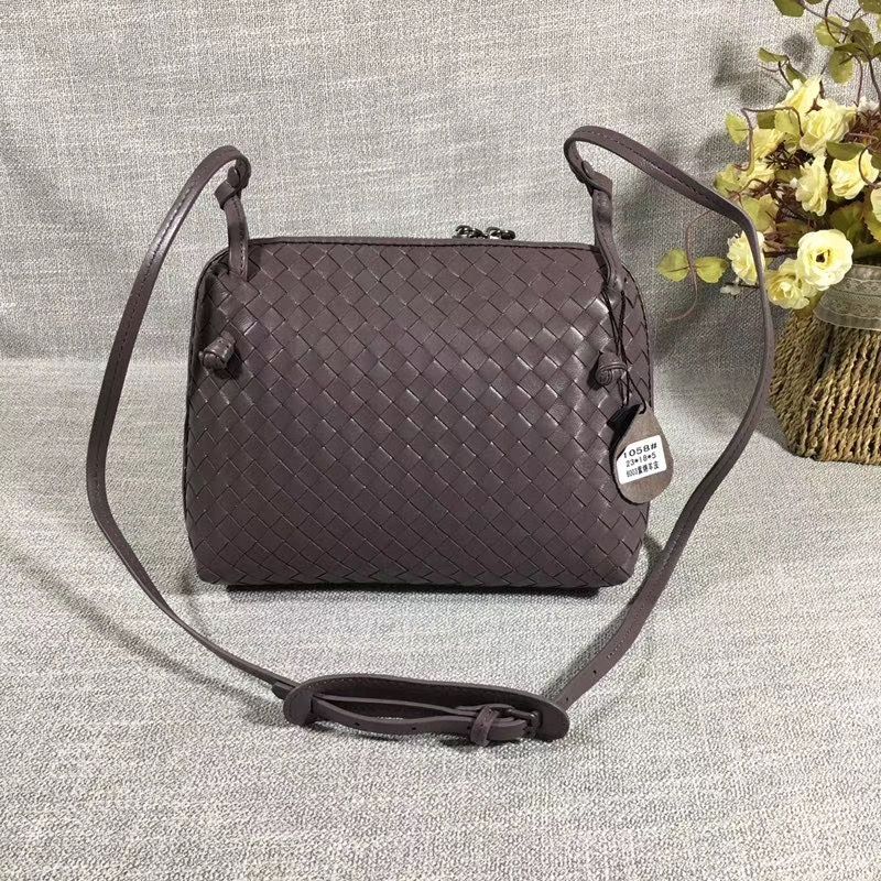 Bottega Veneta 23 cm