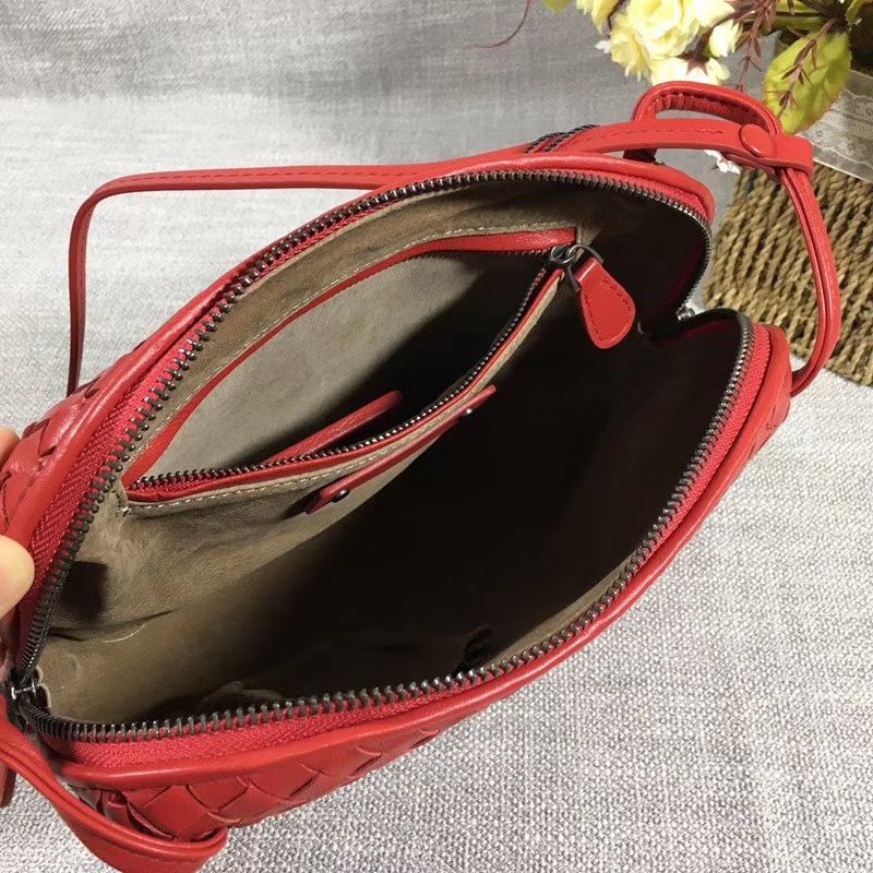 Bottega Veneta 23 cm на одном замке