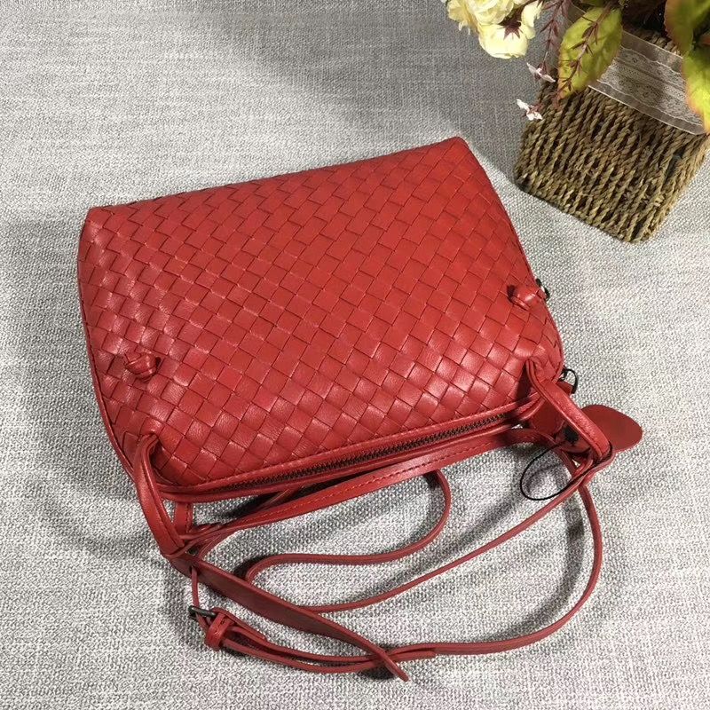 Bottega Veneta 23 cm на одном замке