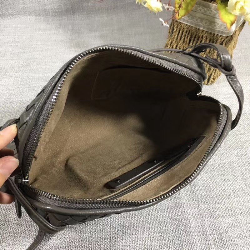 Bottega Veneta 23 cm на одном замке