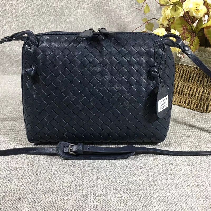 Bottega Veneta 23 cm на одном замке