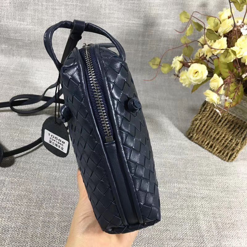 Bottega Veneta 23 cm на одном замке