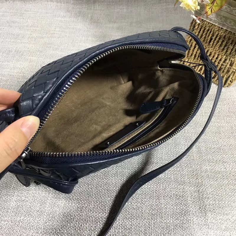 Bottega Veneta 23 cm на одном замке