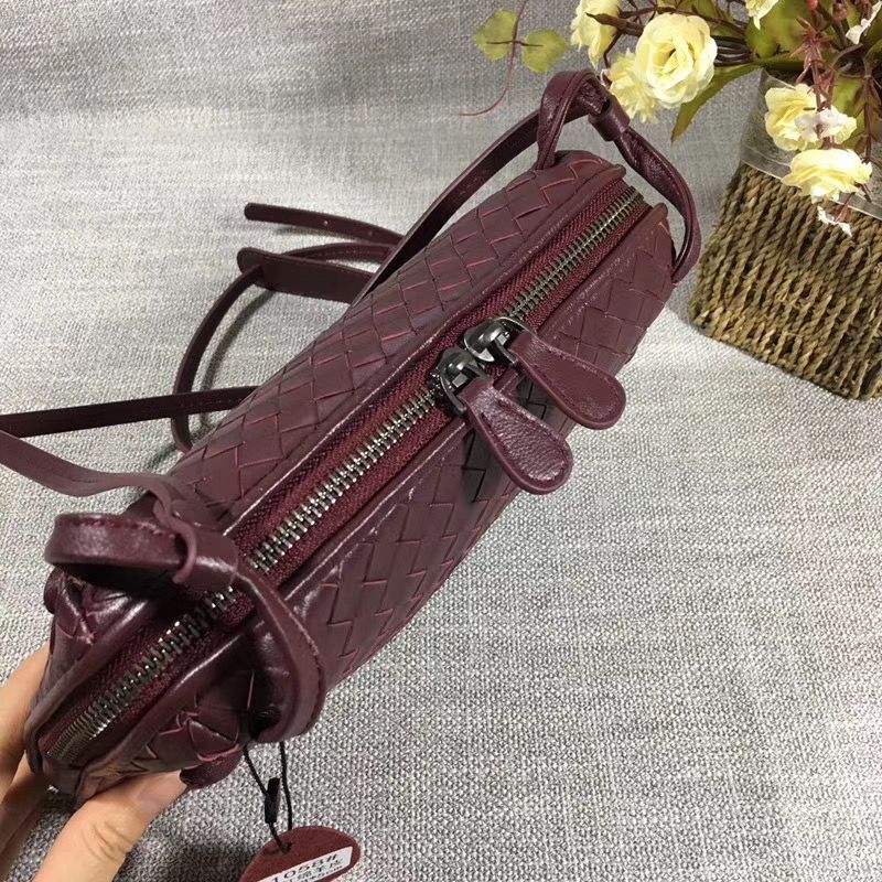 Bottega Veneta 23 cm на одном замке
