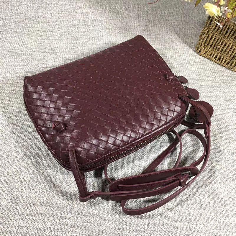 Bottega Veneta 23 cm на одном замке