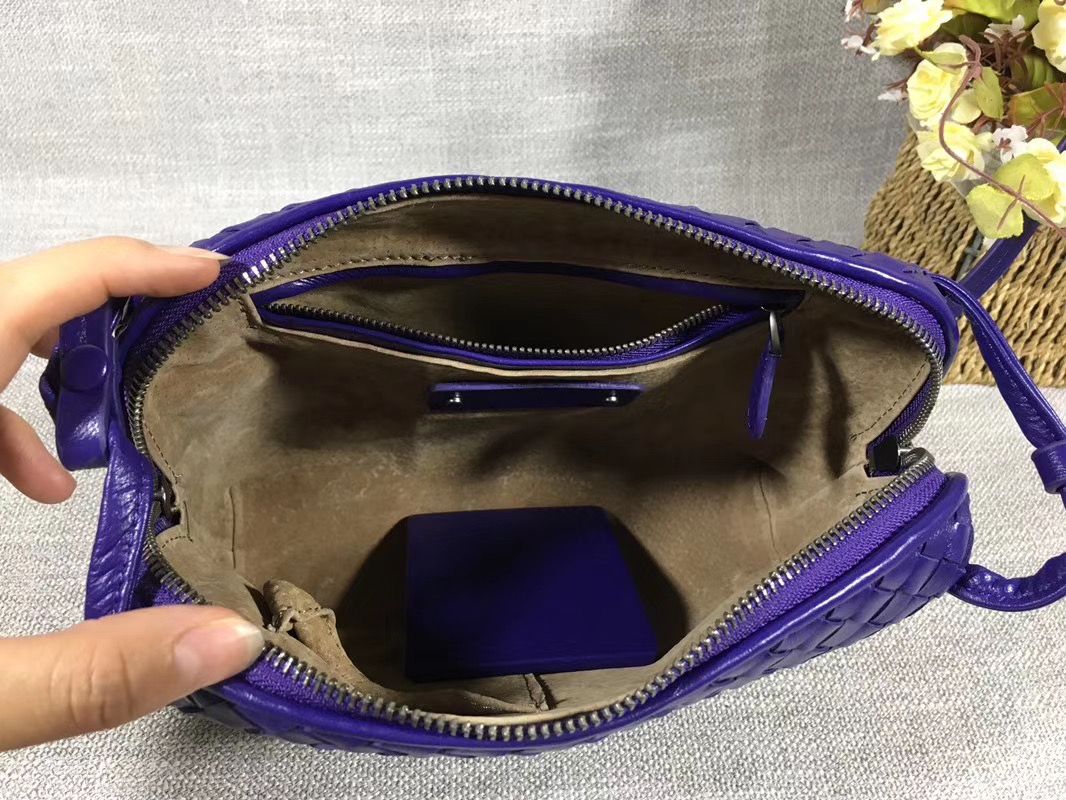 Bottega Veneta 23 cm на одном замке