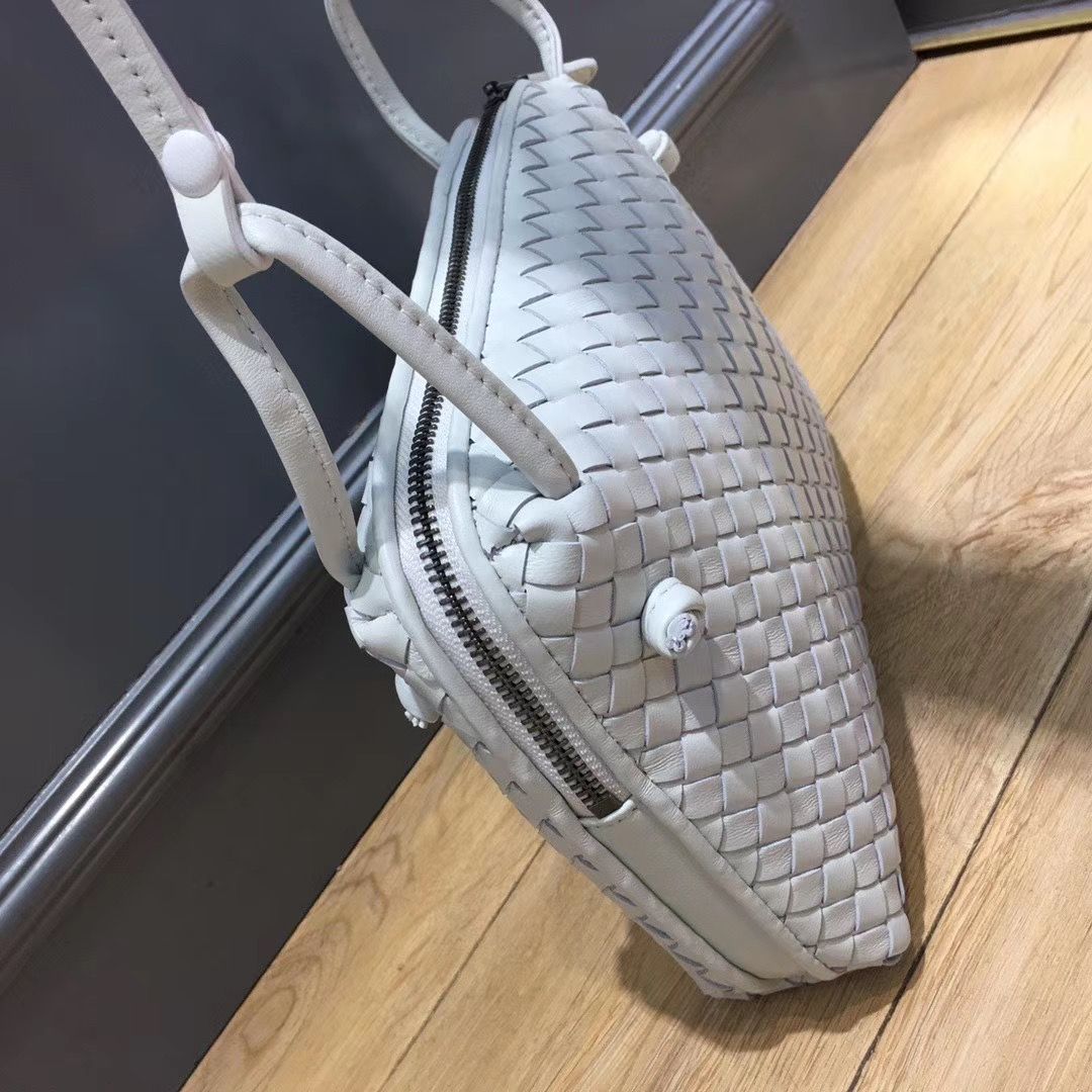 Bottega Veneta 23 cm на одном замке