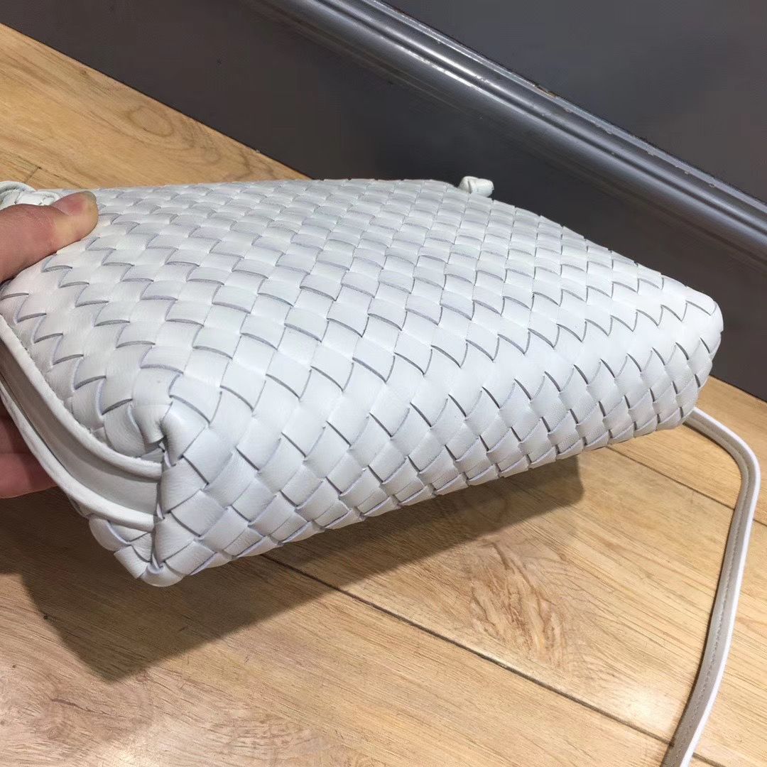 Bottega Veneta 23 cm на одном замке