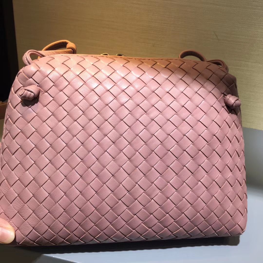 Bottega Veneta 23 cm на одном замке