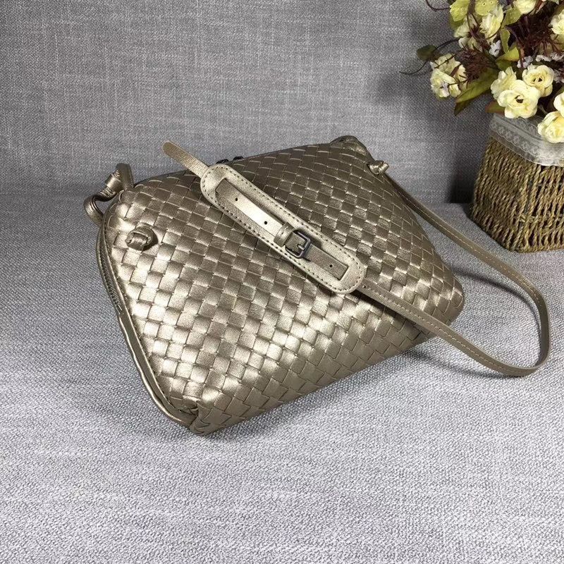 Bottega Veneta 23 cm на одном замке
