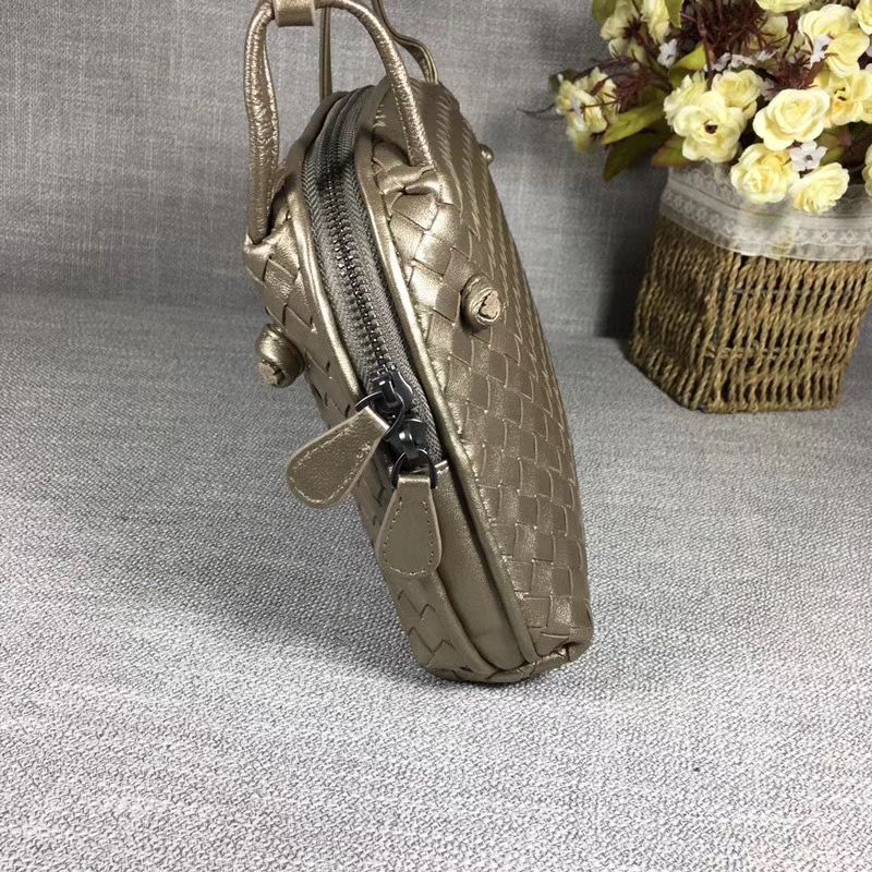 Bottega Veneta 23 cm на одном замке