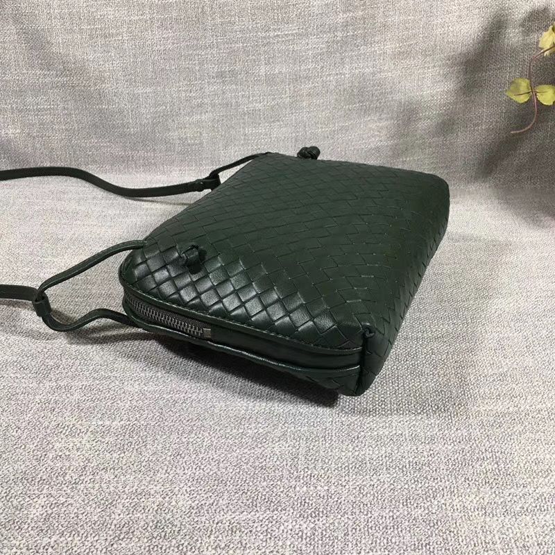Bottega Veneta 23 cm на одном замке