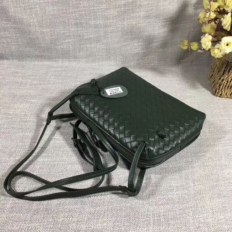 Bottega Veneta 23 cm на одном замке