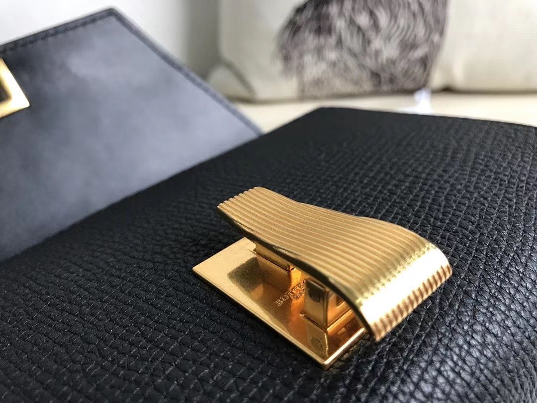 Bottega Veneta Angele bag 19,5 cm