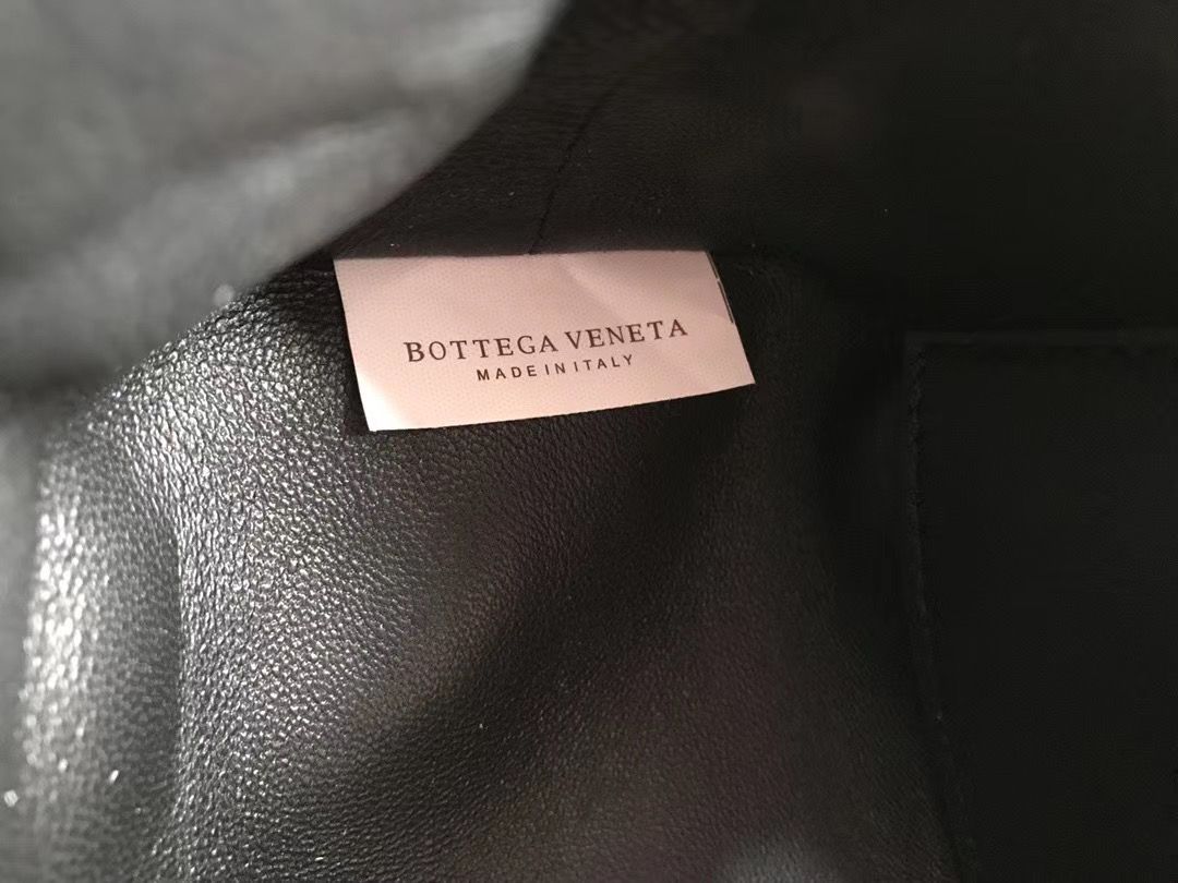 Bottega Veneta 15 cm