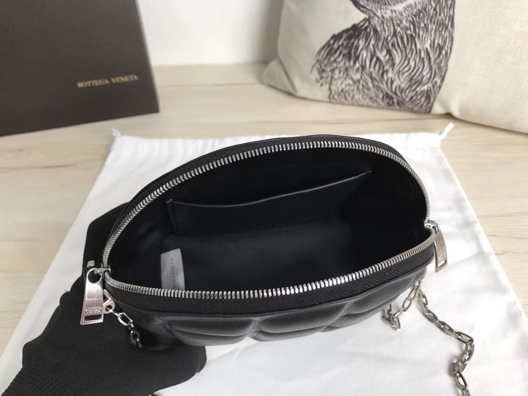 Bottega Veneta 15 cm