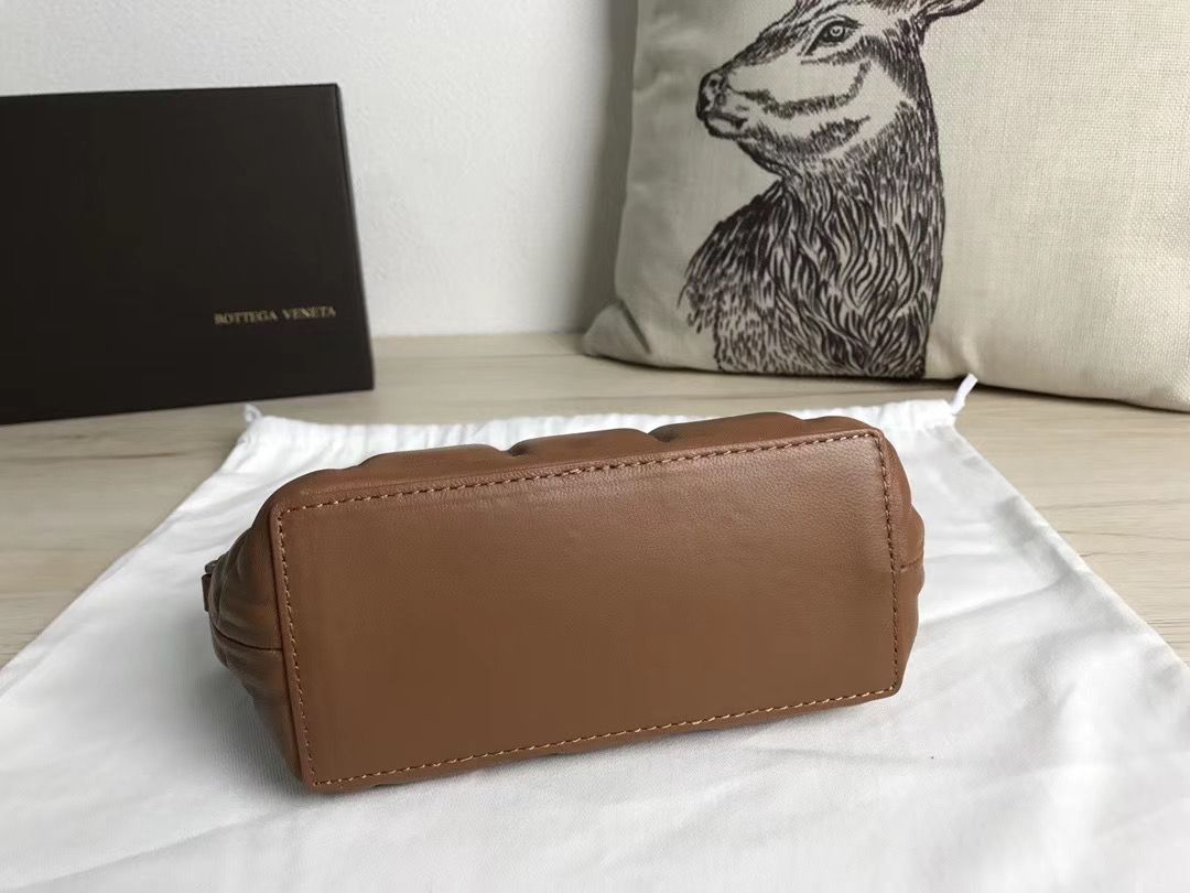 Bottega Veneta 15 cm
