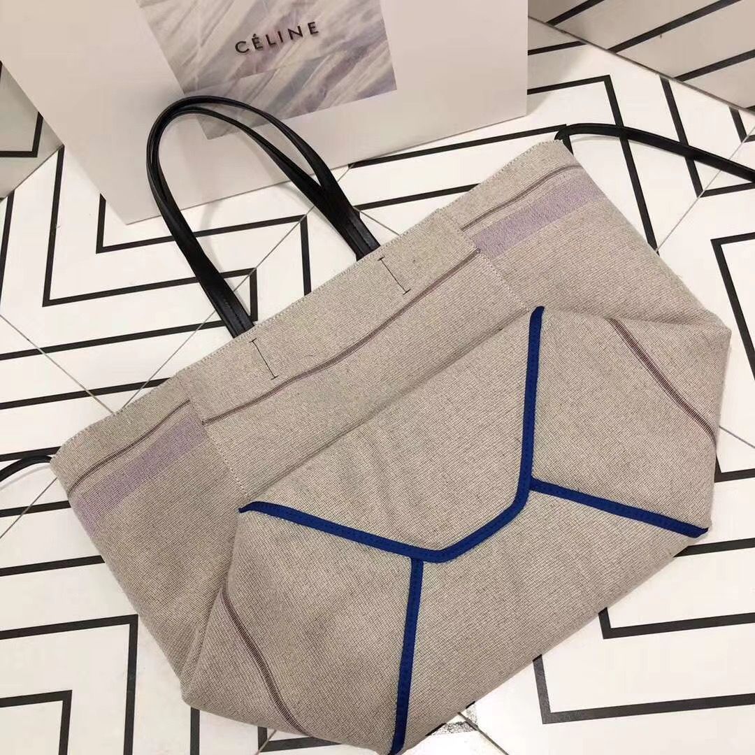 Celine Cabas Phantom 26  cm