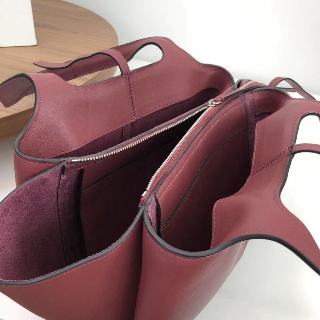 Celine Tri-Fold 31 cm