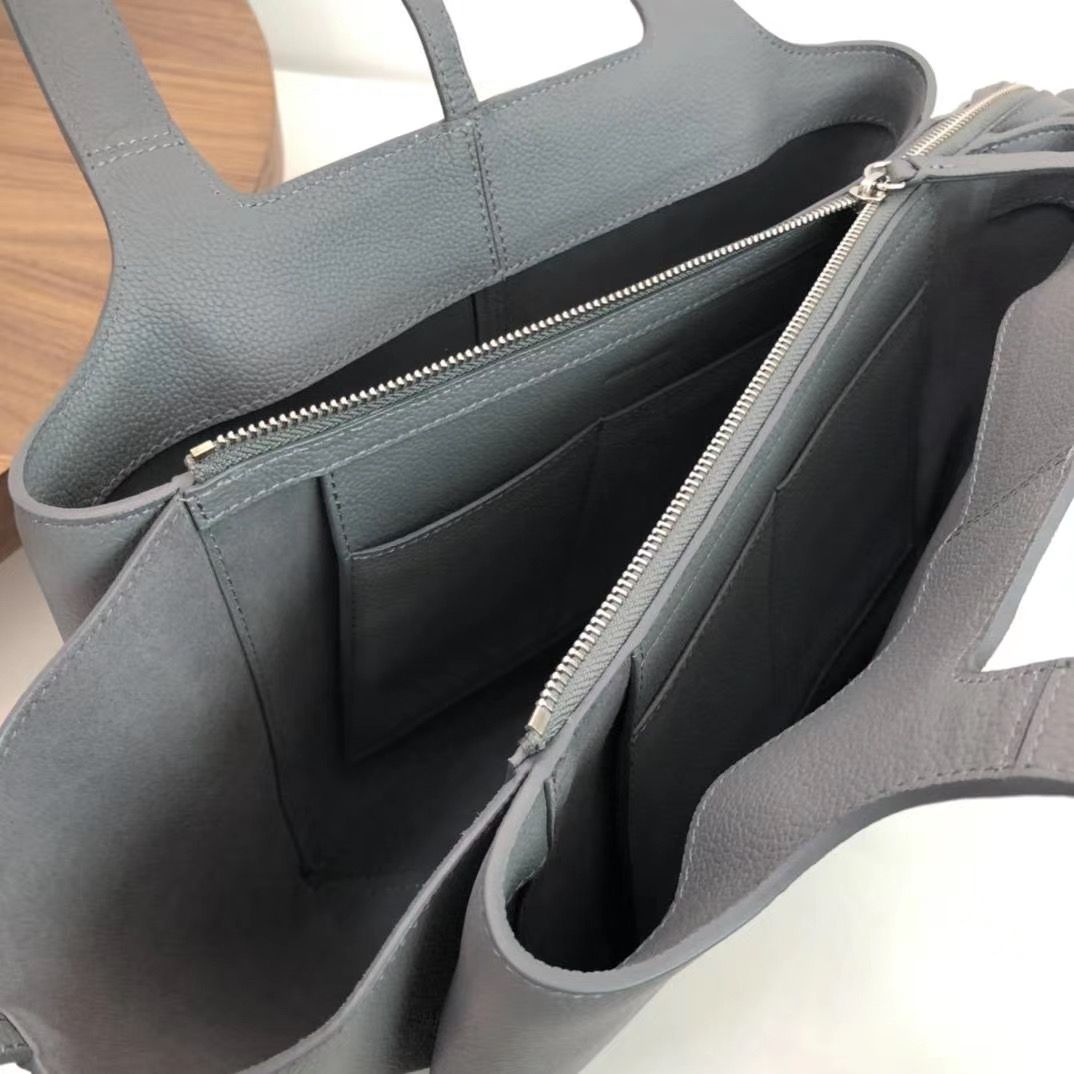 Celine Tri-Fold 31 cm