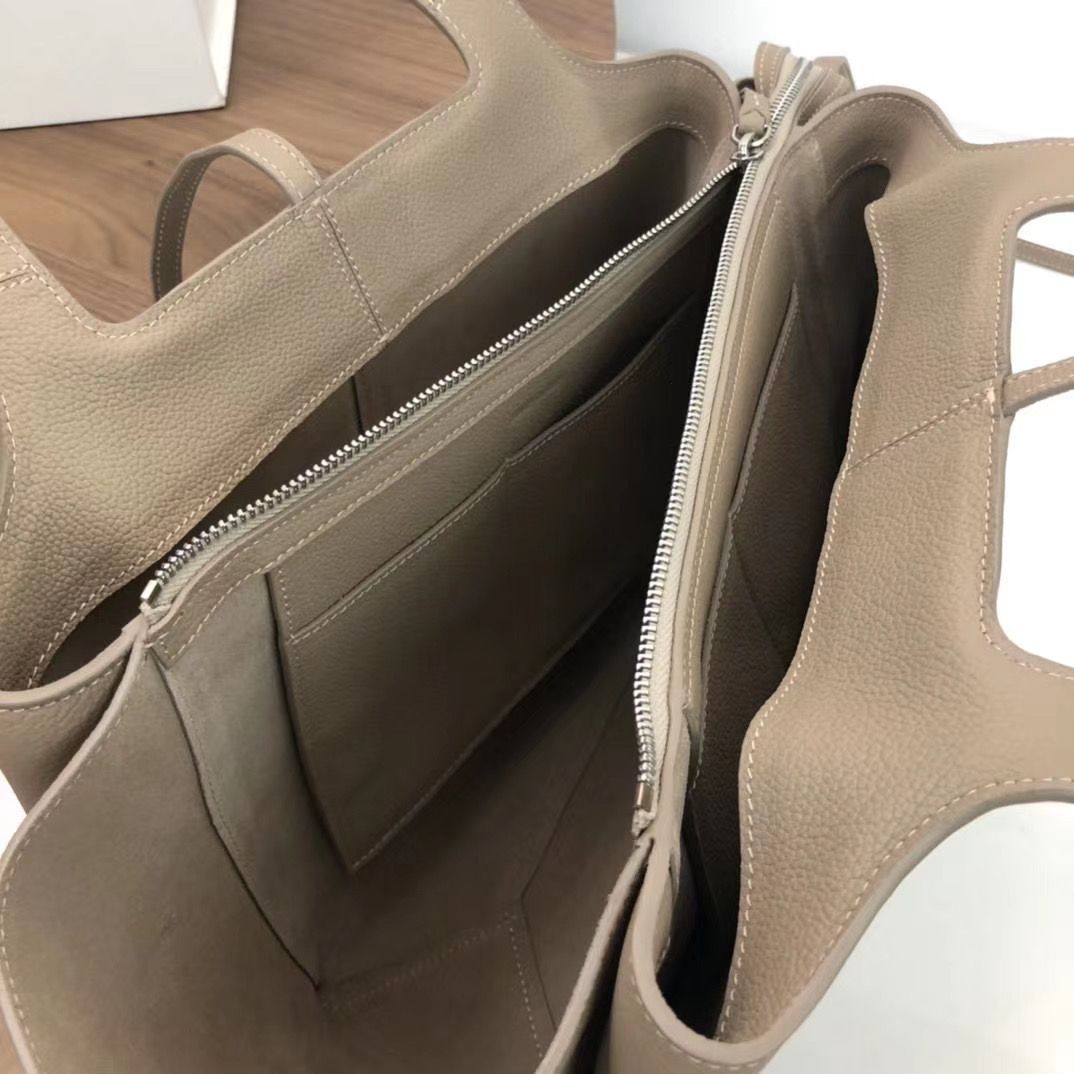 Celine Tri-Fold 31 cm