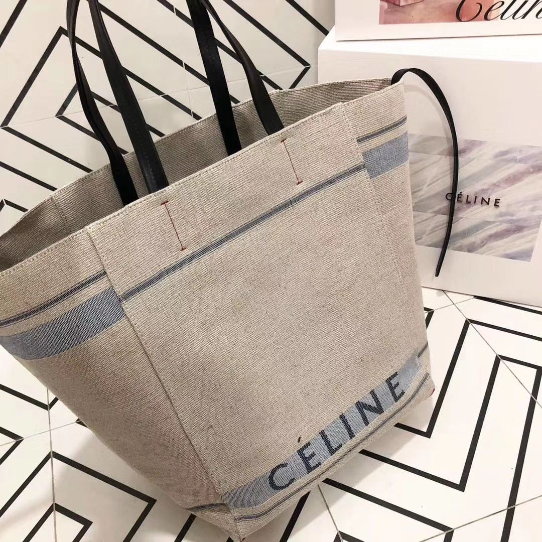 Celine Cabas Phantom 29 cm