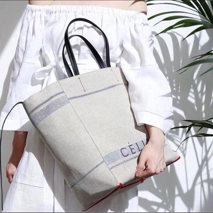 Celine Cabas Phantom 29 cm