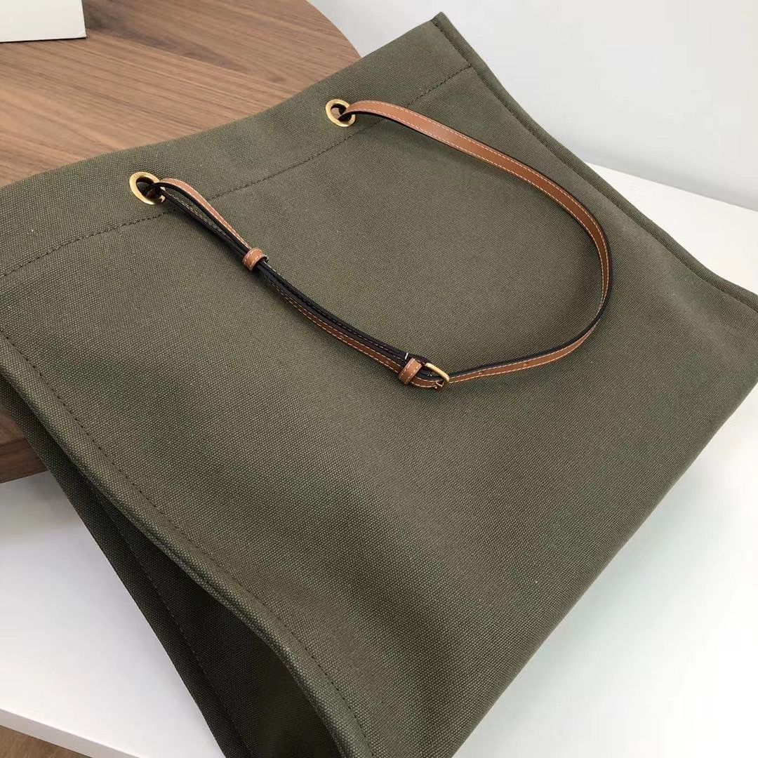 Celine Tote 43 cm