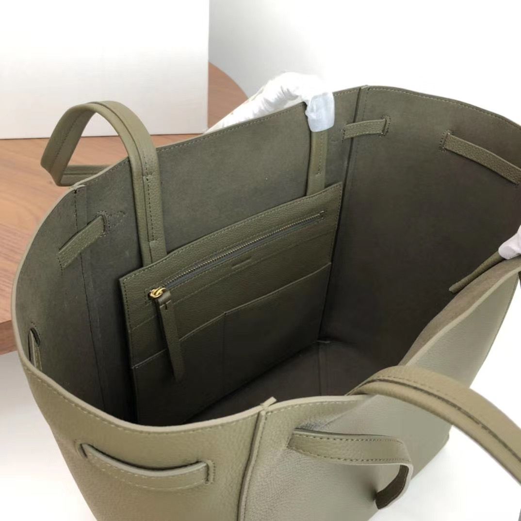 Celine Cabas Phantom 27 cm