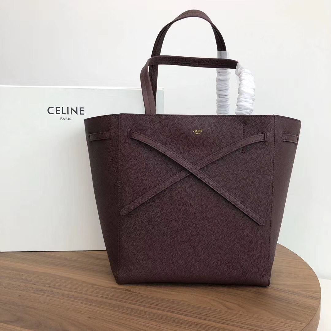 Celine Cabas Phantom 27 cm