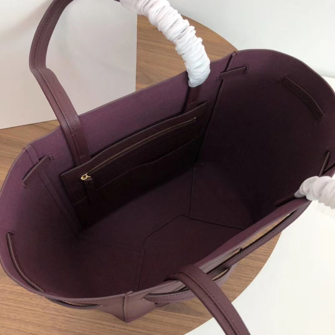 Celine Cabas Phantom 27 cm