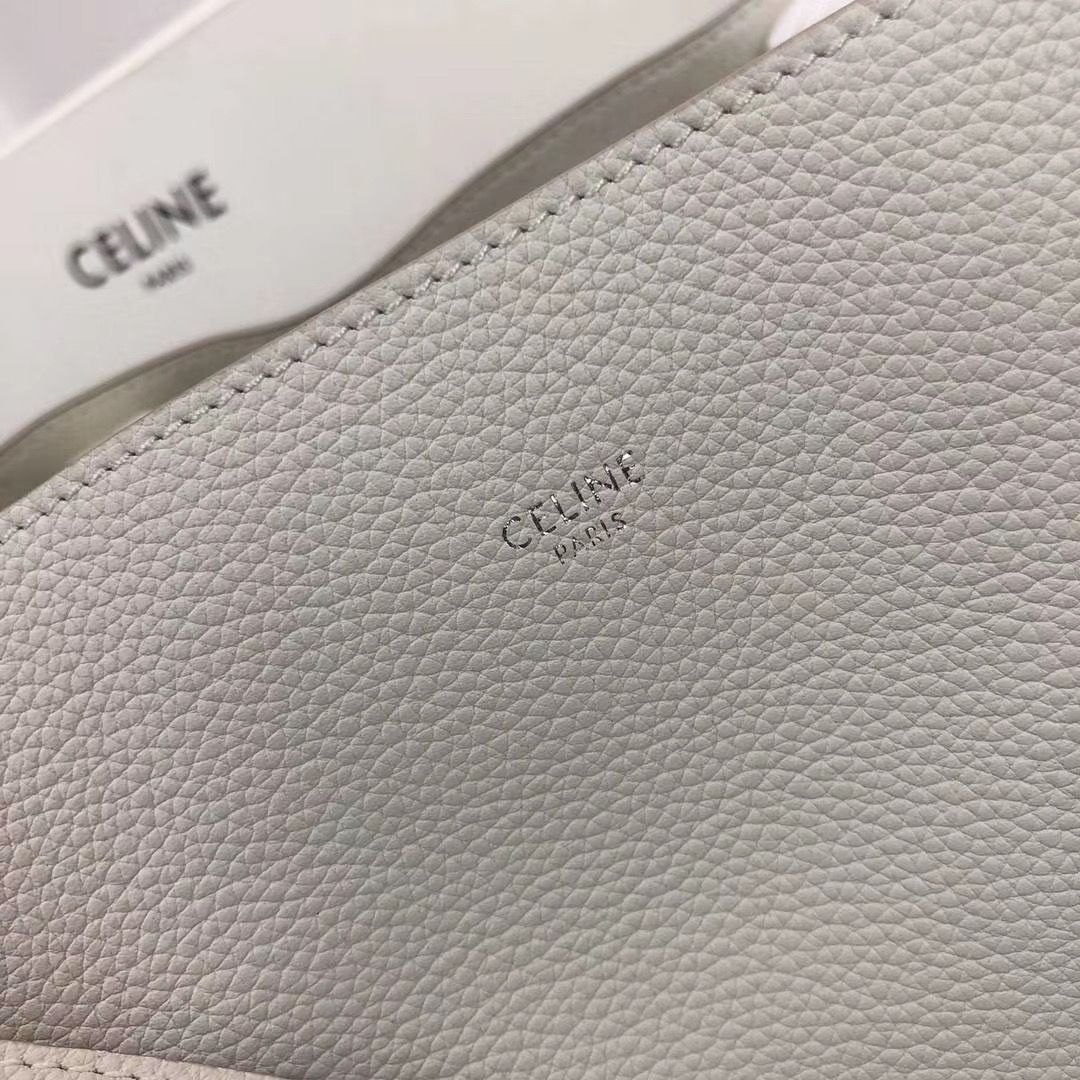 Celine Cabas Phantom 27 cm