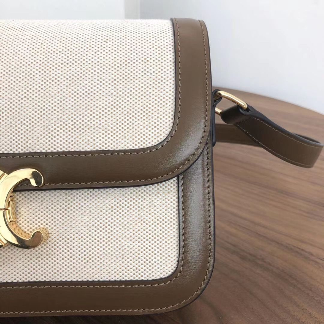 Celine byhed Triomphe 22 cm