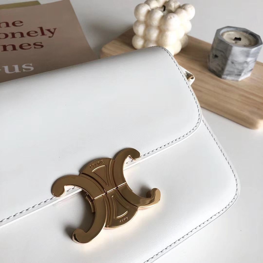 Celine Triomphe 18 cm