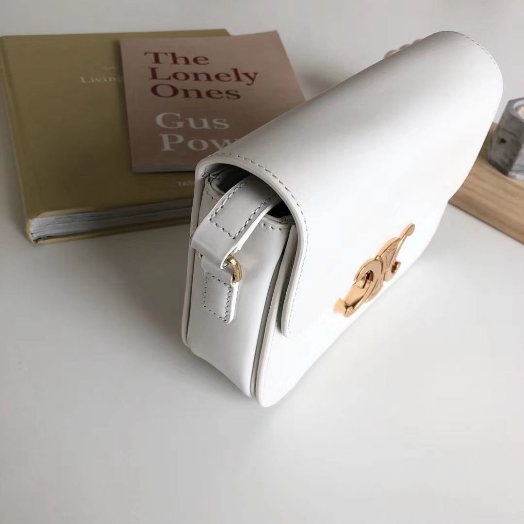 Celine Triomphe 18 cm