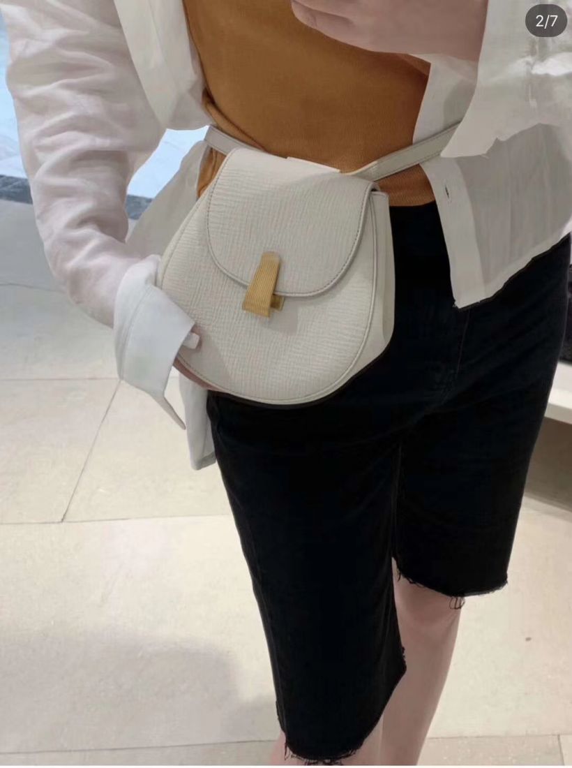 Bottega Veneta Bum 17 cm