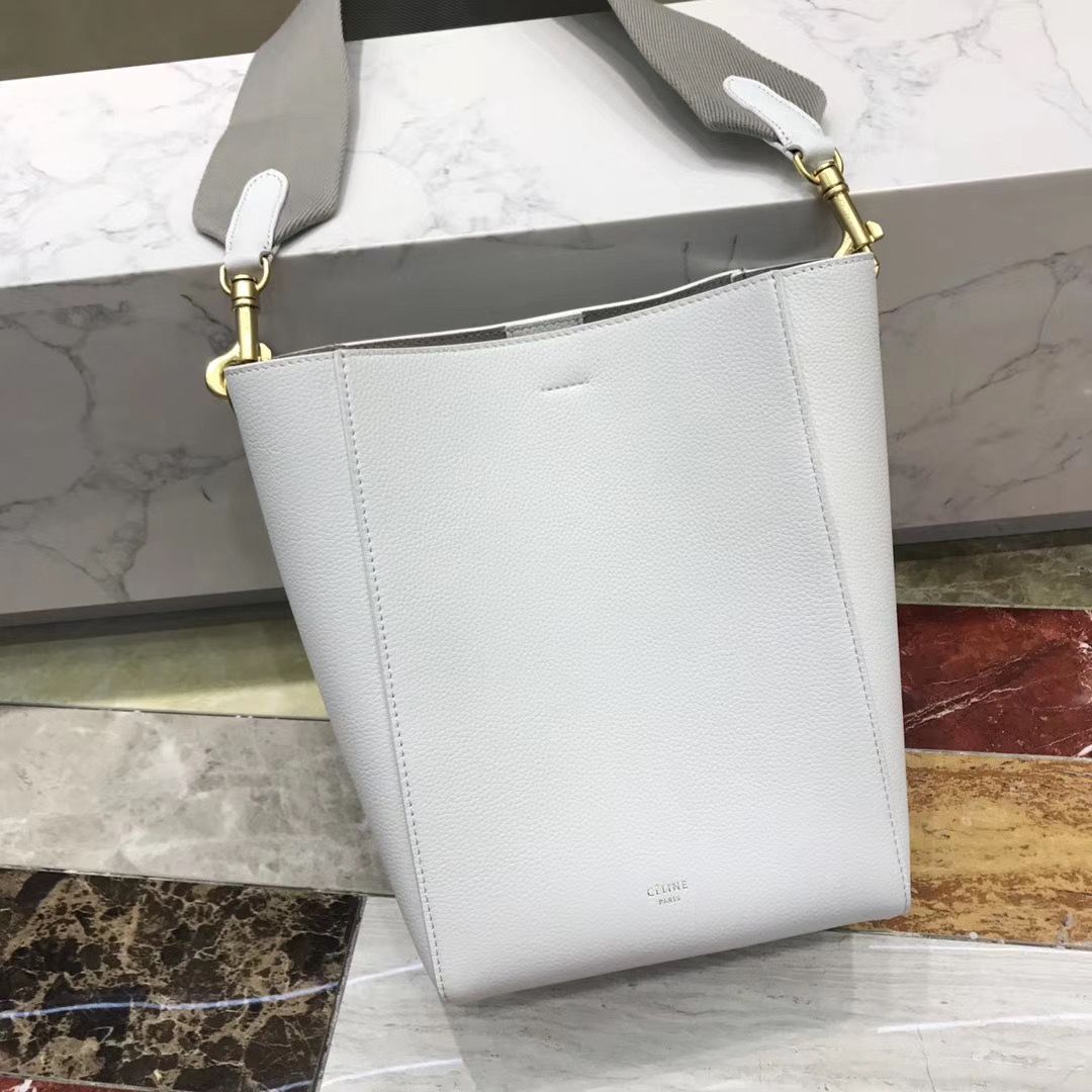 Celine Seausangle 25 cm