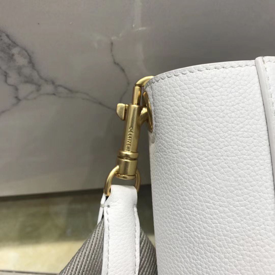 Celine Seausangle 25 cm