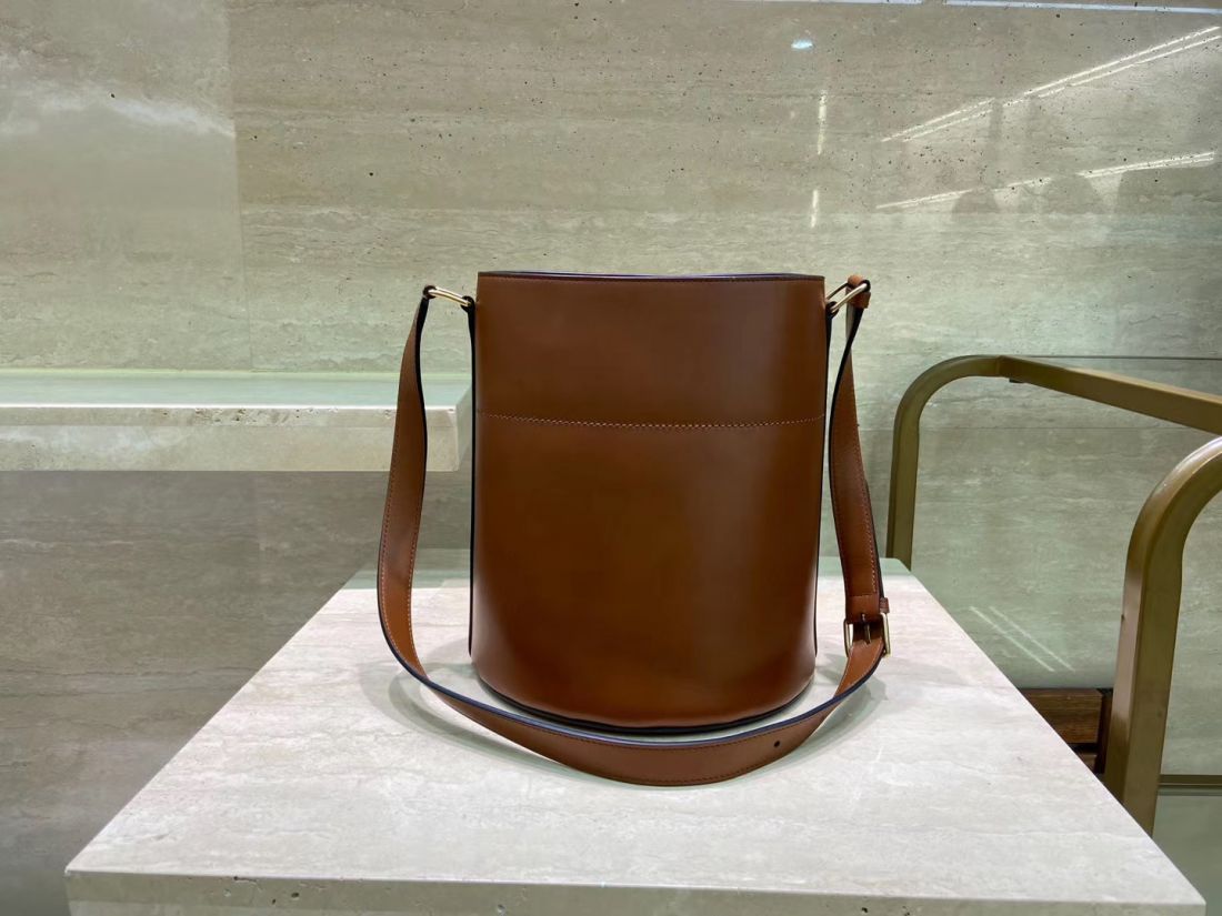 Celine Bucket