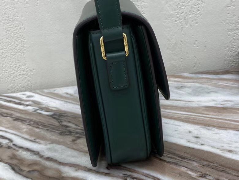 Celine Triomphe 22 cm