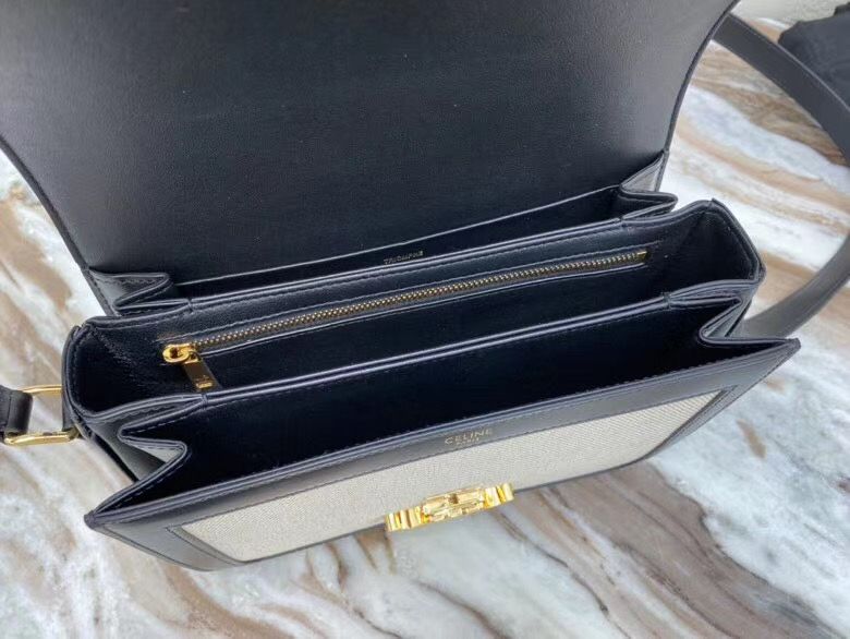 Celine Triomphe 22 cm