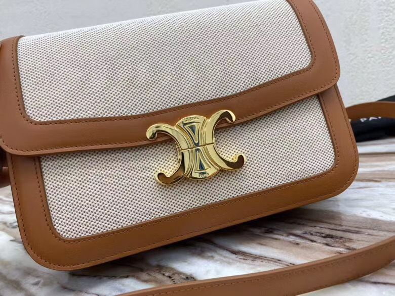 Celine Triomphe 22 cm