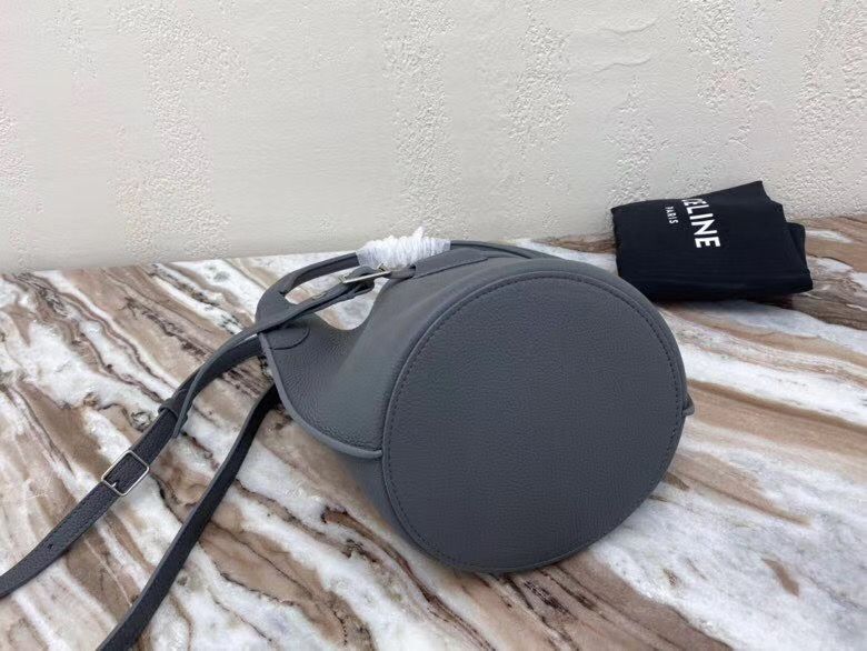 Celine Big Bag Nano Bucket 16 cm