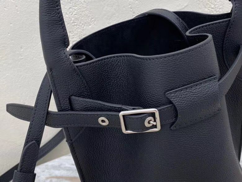 Celine Big Bag Nano Bucket 16 cm