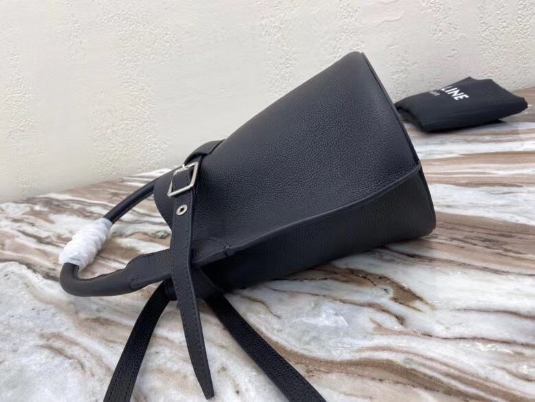 Celine Big Bag Nano Bucket 16 cm